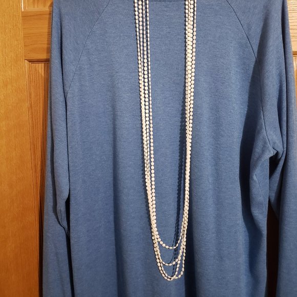Long Multi-Strand Flat Plastic Bead Necklace - Picture 1 of 3
